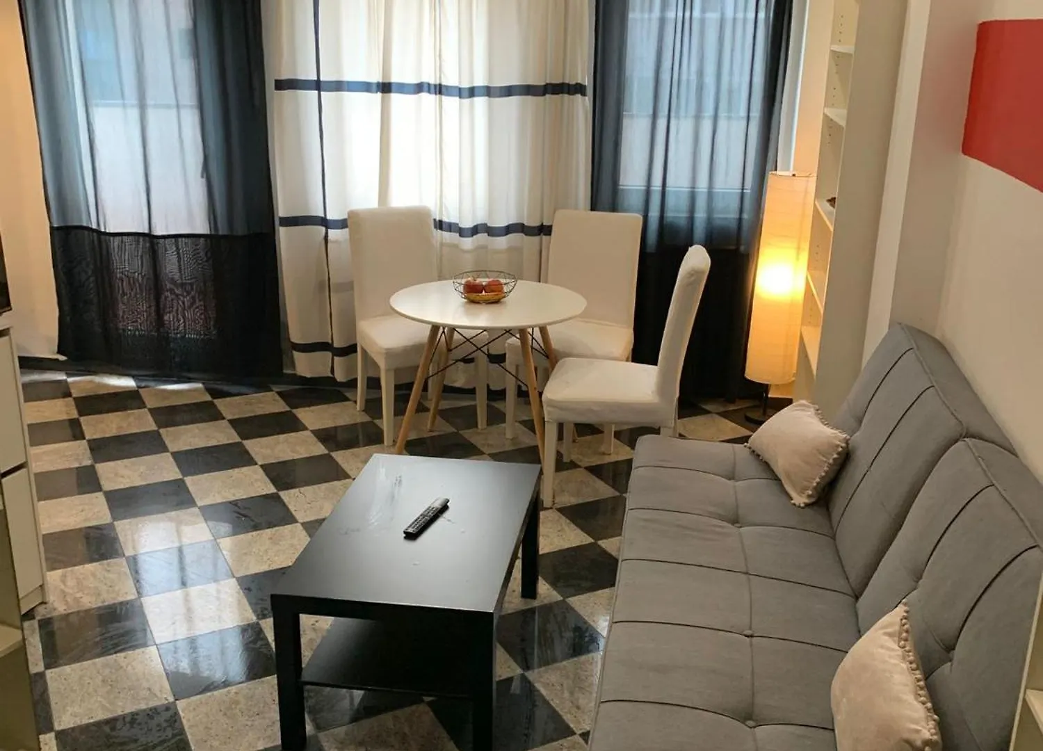 Cozy 1 Bdrm Apartment In City Center Bukarest
